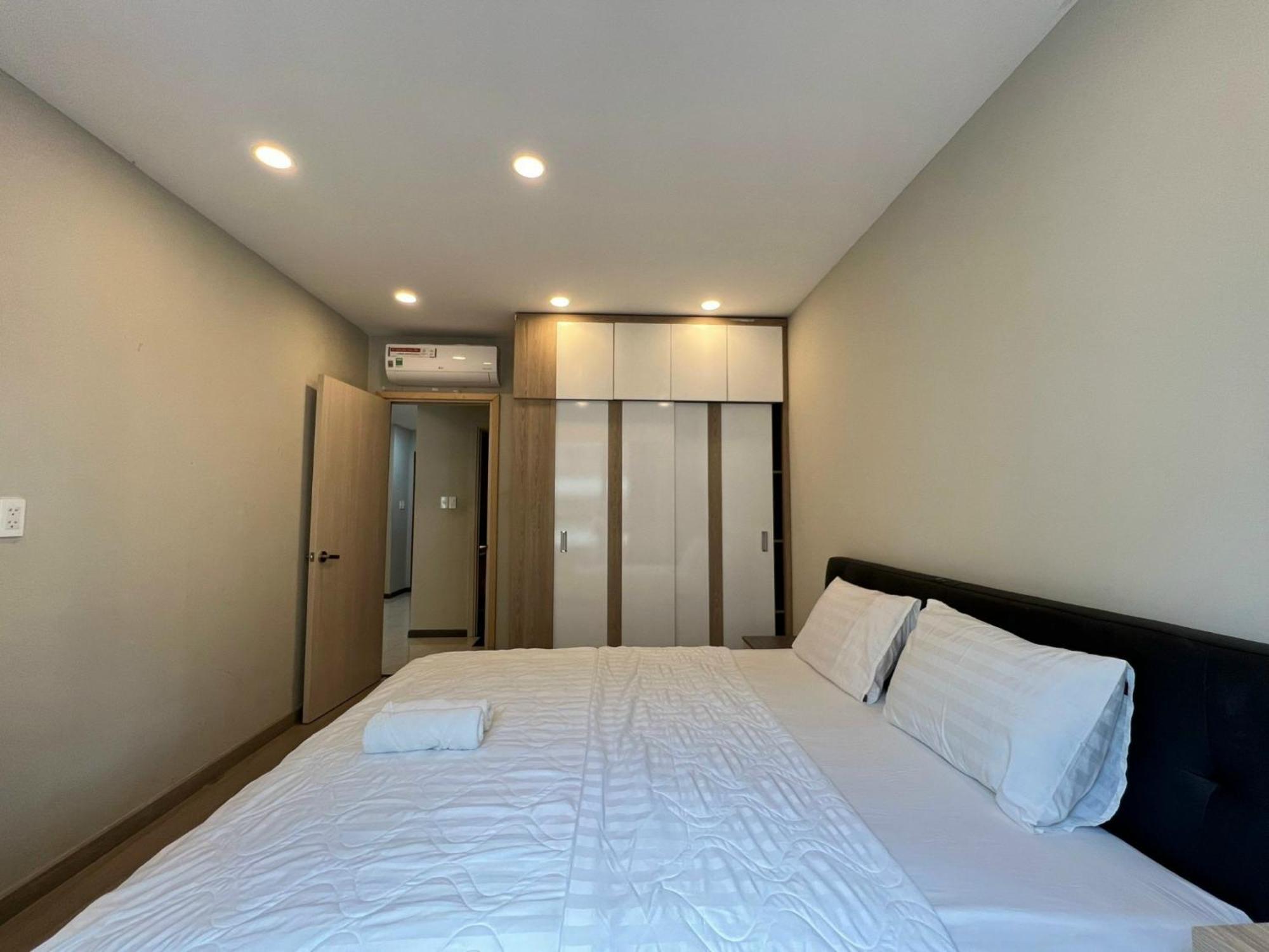 Апартаменты Goldview Luxury Flat Sai Gon Хошимин Экстерьер фото